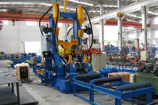 H型鋼組焊矯一體機(jī)